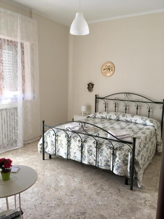 B&B Al Campanile Таранто Екстер'єр фото