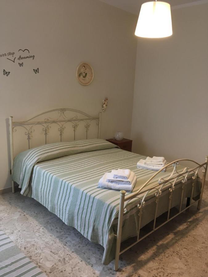 B&B Al Campanile Таранто Екстер'єр фото